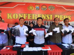 Polres Tuban Berhasil Amankan Jaringan Pengedar Narkoba, Lintas Provinsi 20.200 Butir Carnophen Disita