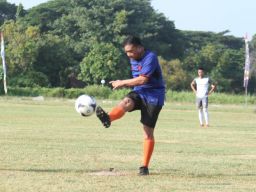 Kick Off Turnamen Sepak Bola Antar Satker Dimulai, Wadan Puspenerbal : Jaga Sportivitas