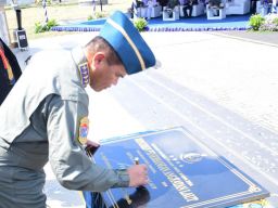 Peresmian Monumen Jadi Kado Istimewa HUT ke-68 Penerbangan TNI Angkatan Laut