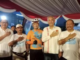 Ketua KONI Jatim Melepas Peserta Tour de Panderman Hari Bhayangkara ke-78