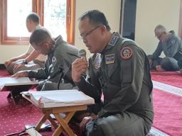 Kajian Islam dan Tadarus Al Quran Isi dan Makmurkan Masjid Al Hidayah Puspenerbal Selama Ramadhan