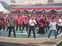 Sambut Hari Bhayangkara ke-79 Pangkoarmada II Hadiri Olahraga Bersama TNI-Polri dan Forkopimda Jatim