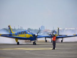 Usai Sukses Meriahkan HUT Ke-80 TNI, Tim Demo Udara Puspenerbal Kembali ke Home Base