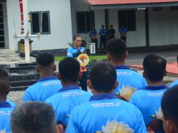 Komandan Kodaeral XI Pimpin Apel Pagi Prajurit, Tekankan Pentingnya Menjaga Kesehatan Fisik dan Mental