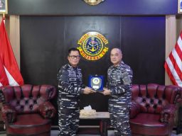 Komandan Kodaeral lX Terima Courtesy Call Asisten Intelijen Kasal dalam Safari Intelijen TNl AL 2026