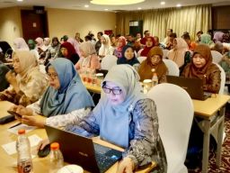 Dari PPL Mandiri, Data Digital hingga Surabaya Mengajar, Menjahit Masa Depan Guru Indonesia