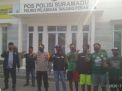 Waka Polres Pelabuhan Tanjung Perak Bagikan Masker Gratis 