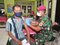 Kompi Markas Resimen Artileri 2 Marinir Gelar Serbuan Vaksin Dukung Program Pemerintah