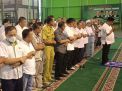 Ketua Umum KONI Jatim Pimpin Sholat Goib Dan Doa Bersama Untuk Korban Tragedi Kanjuruhan