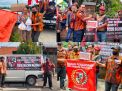 Pemuda Pancasila Surabaya Salurkan Bansos Peduli Bencana Banjir