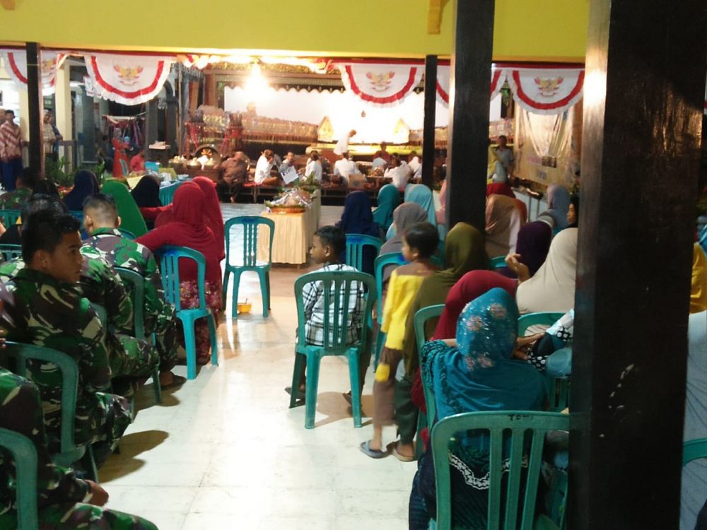 Tradisi Bersih Desa Kupang Diramaikan Pagelaran Wayang