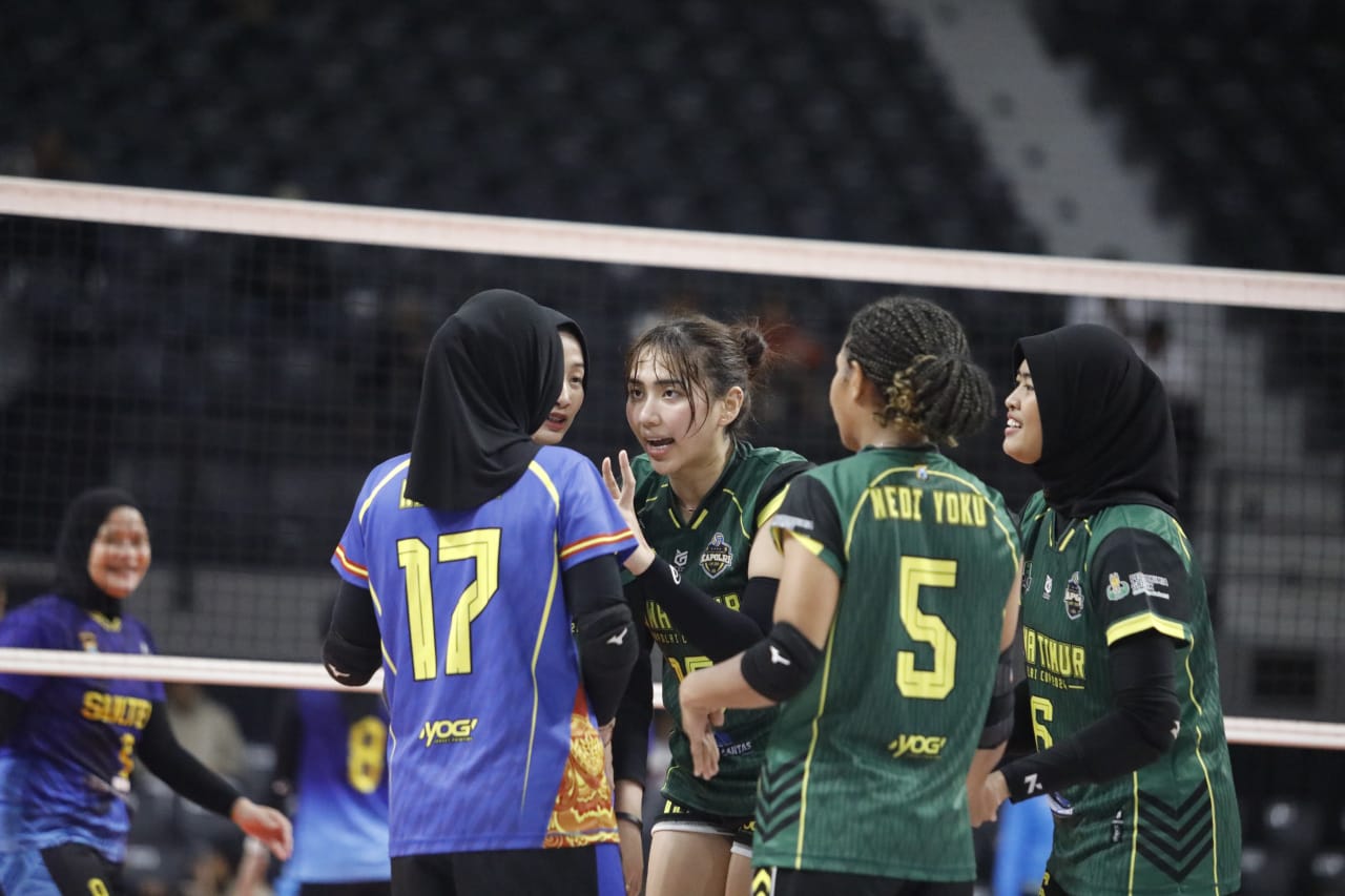 Tim Voli Putri Jatim Tak Terkalahkan dan Lolos ke Semifinal dengan Predikat Juara Pool Y