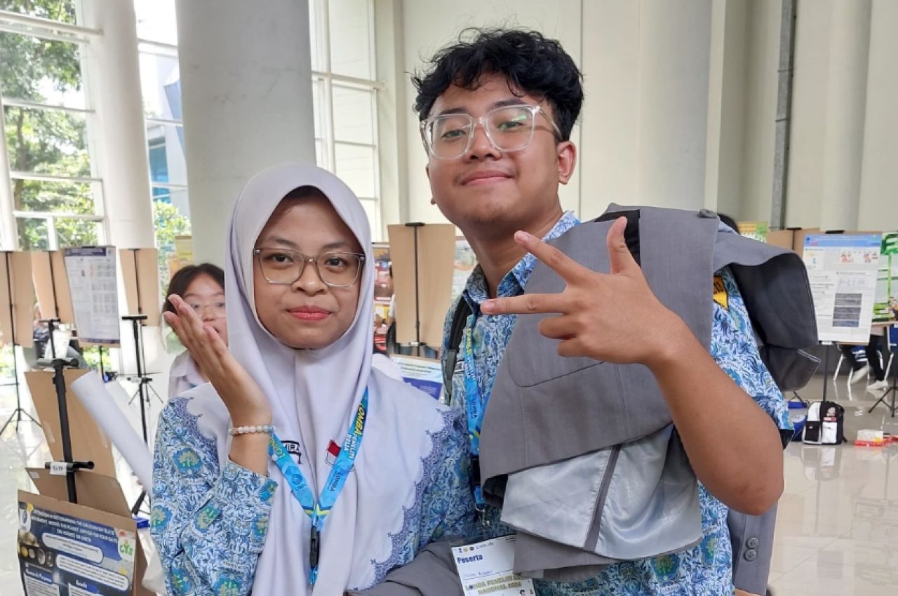 Juara Harapan 1 LPB Nasional, Smamda Surabaya Bikin Bangga Surabaya