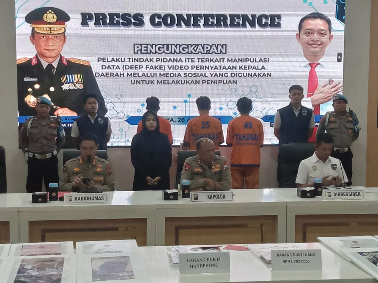 Polda Jatim Amankan Komplotan Penyebaran Video Hoax Gubernur Jawa Timur