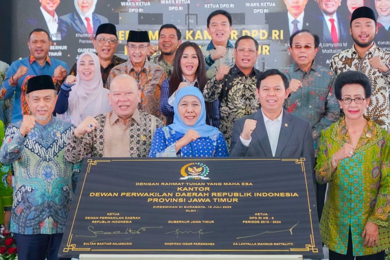 Gubernur Khofifah Resmikan Kantor DPD RI Jatim, Kini Saluran Aspirasi Lebih Dekat dengan Masyarakat