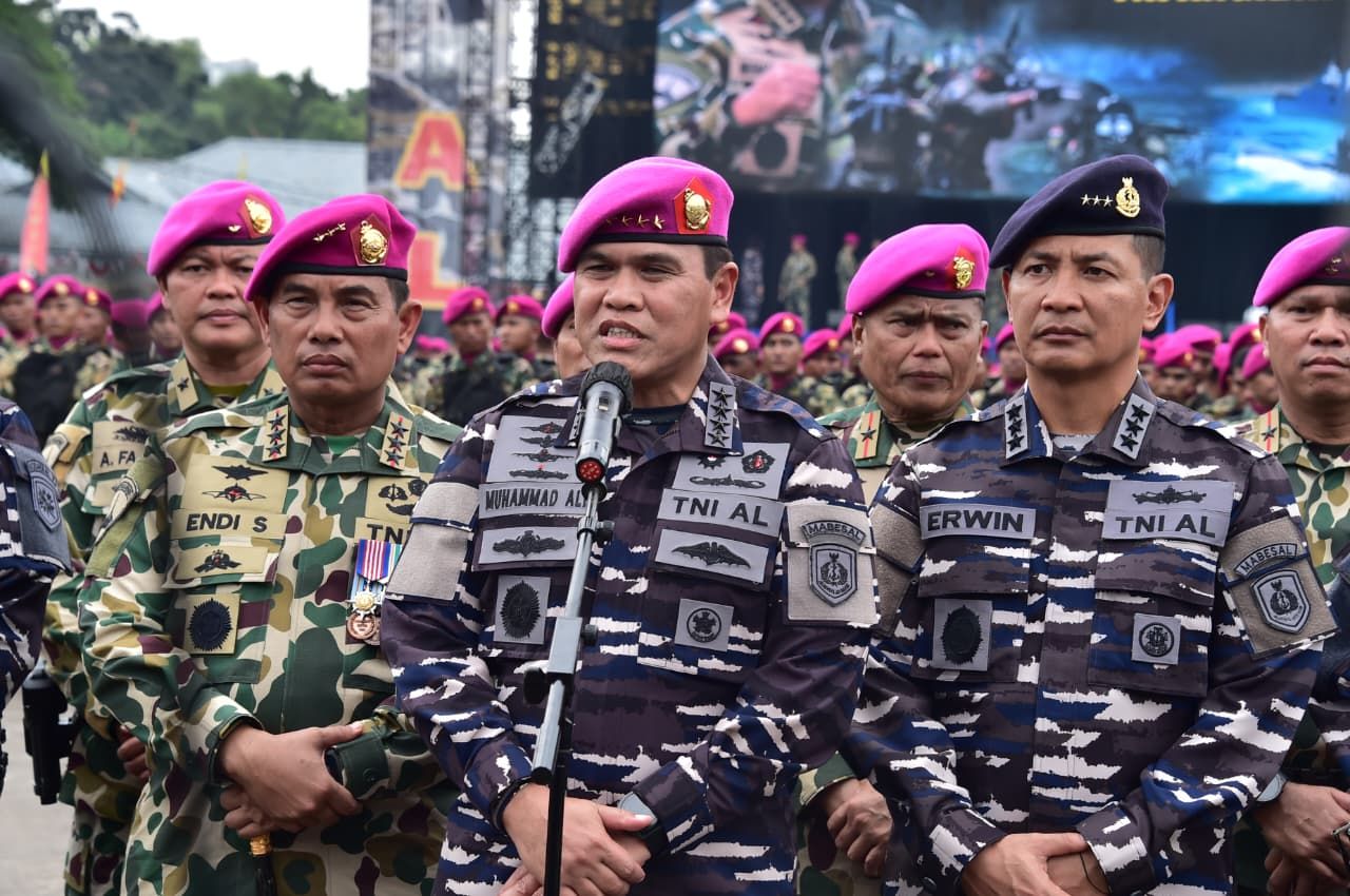 Dipimpin Kasal, Komandan Puspenerbal Hadiri Tasyakuran Validasi Organisasi Korps Marinir dan 14 Kodaeral