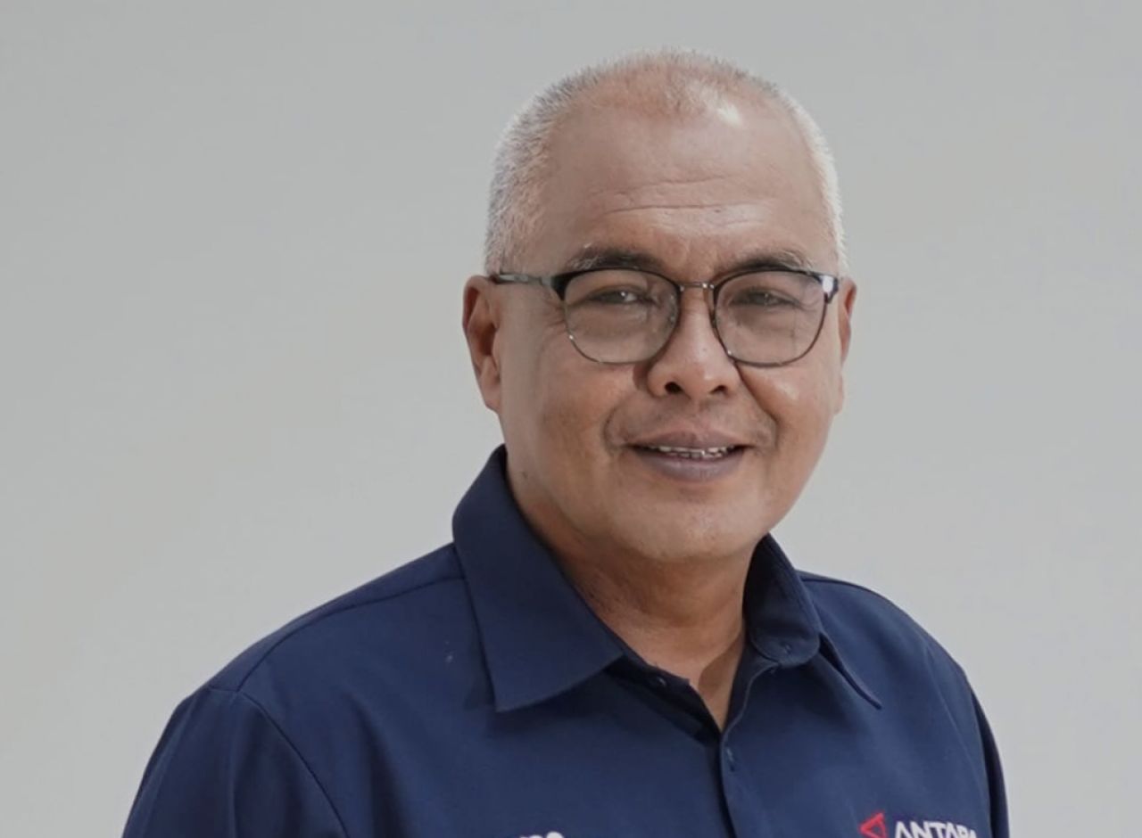 Akhmad Munir, Direktur Utama (Dirut) Lembaga Kantor Berita Nasional (LKBN) Antara