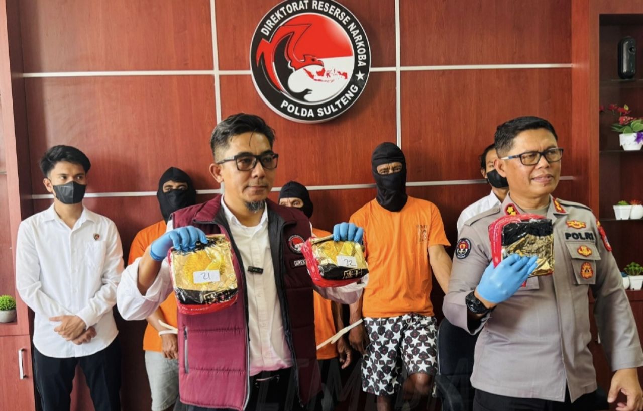 Polda Sulteng Gagalkan Penyelundupan 30 Kg Sabu, Tiga Tersangka Diamankan