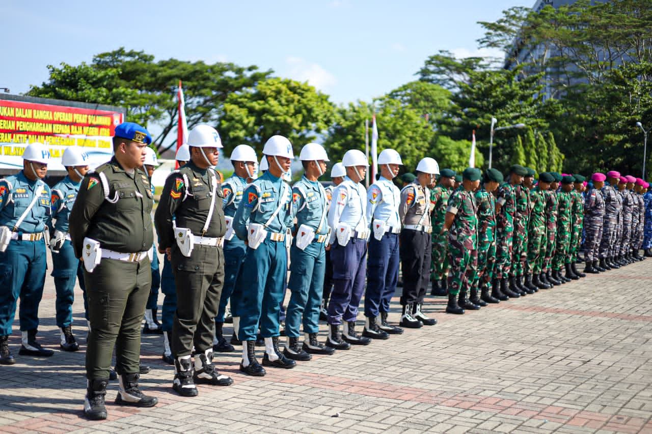 Komandan Polisi Militer Kodaeral IX Hadiri Apel Kesiapan Operasi Pekat Salawaku 2026
