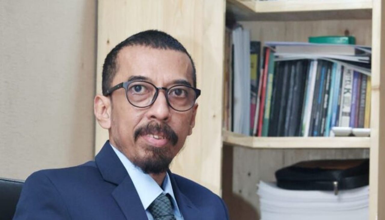 S. Alamsyah, Kandidat Doktor Hukum dan Pembagunan Universitas Airlangga. Pendiri Pusat Studi Pembangunan Berbasis Pancasila.