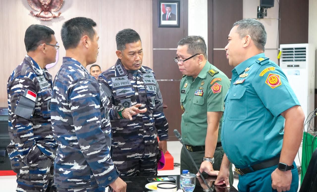 Wakili Dankodaeral IX, Inspektur Kodaeral IX Hadiri Taklimat Awal Audit Kinerja Itjen TNI Periode I TA 2026