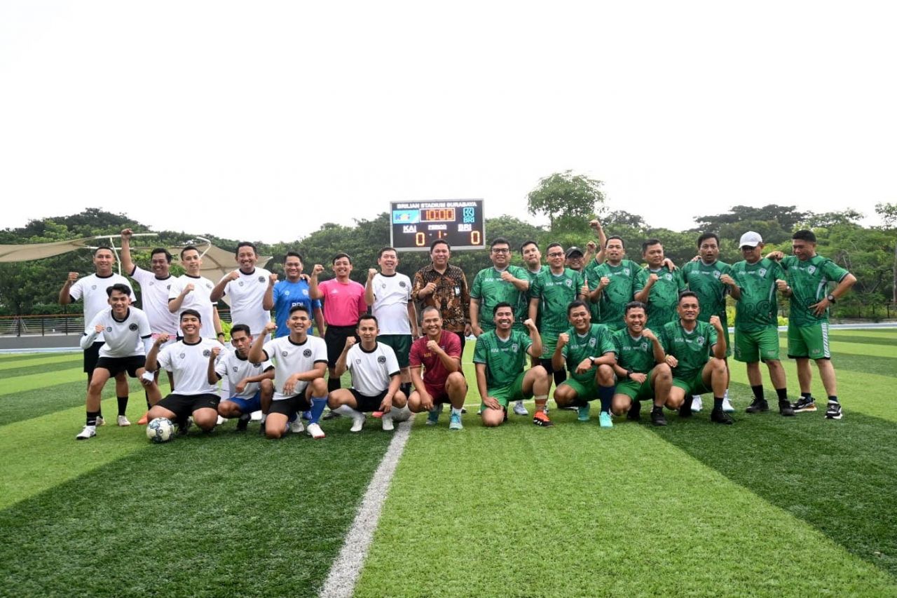 BRI Kusuma Bangsa Perkuat Kerja Sama dengan KAI Daop 8 Lewat Mini Soccer
