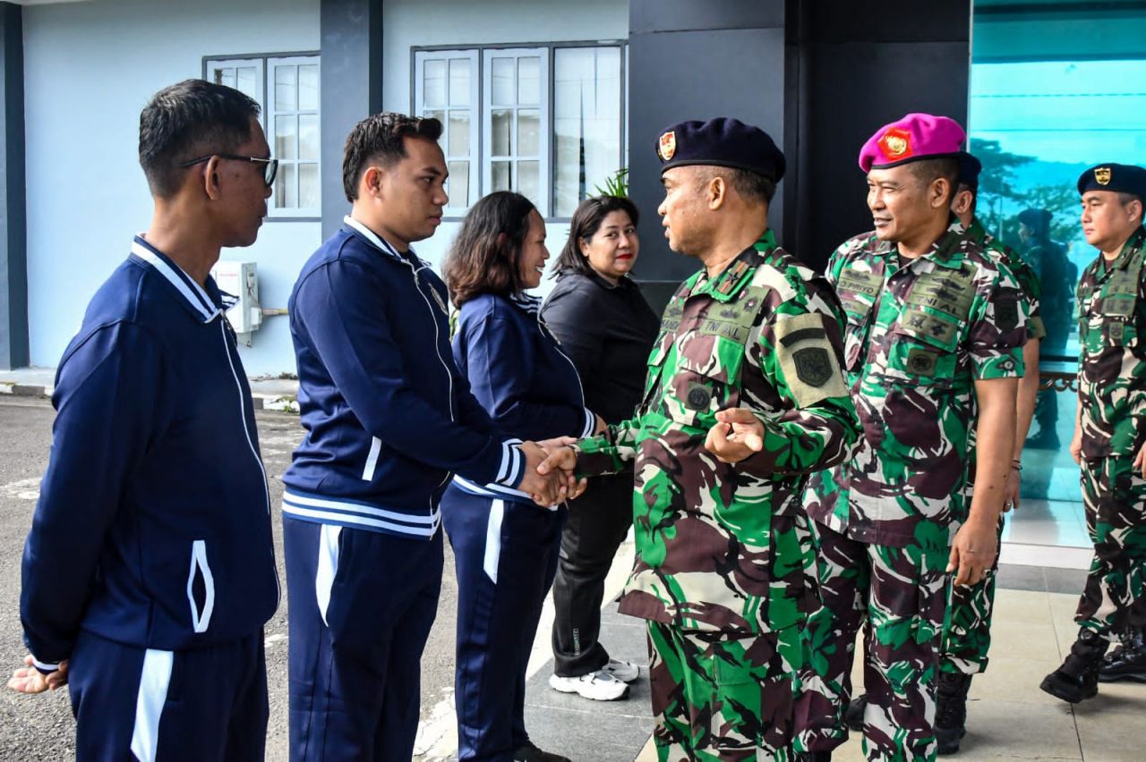 Kodaeral lX Lepas Kontingen Karate ke Ajang Kasal Cup 2026