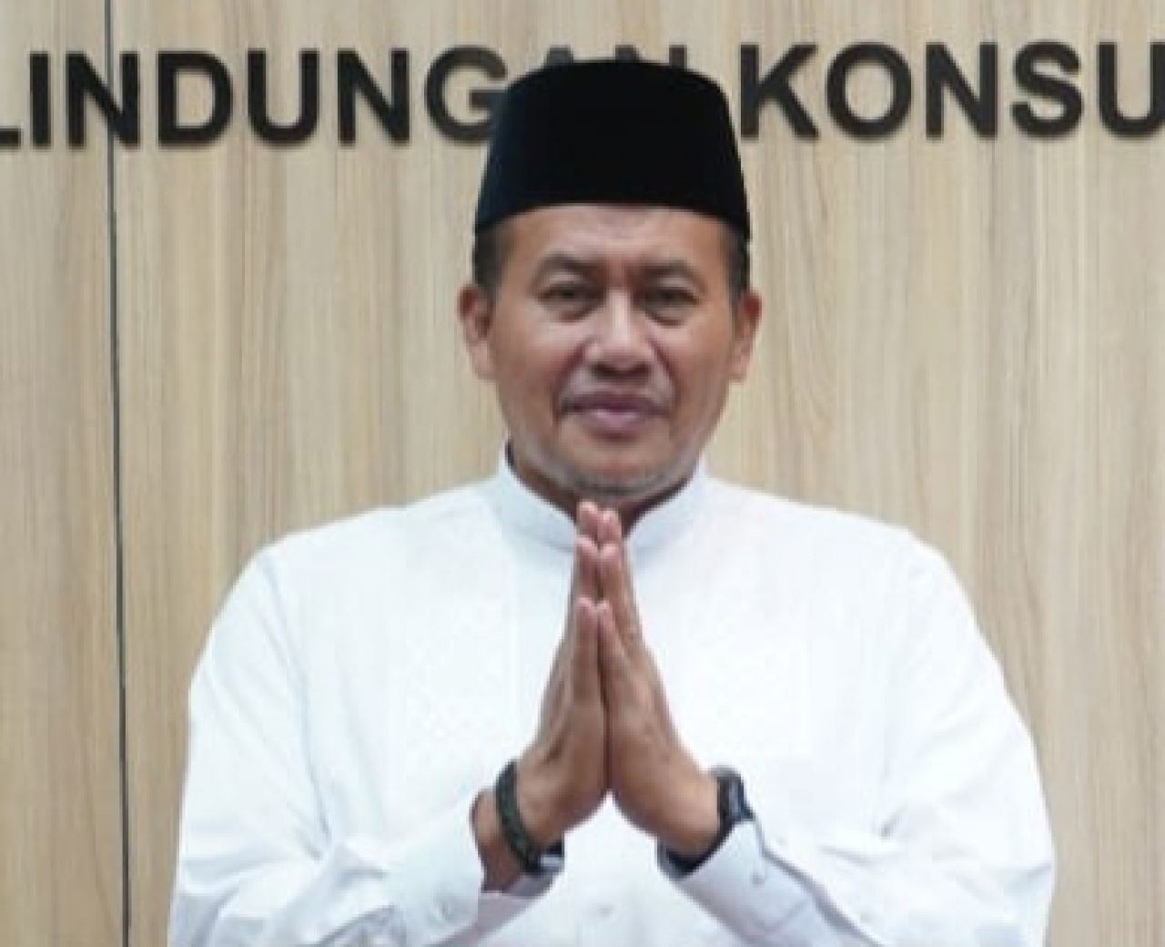 Ketua BPKN RI, Mufti Mubarok