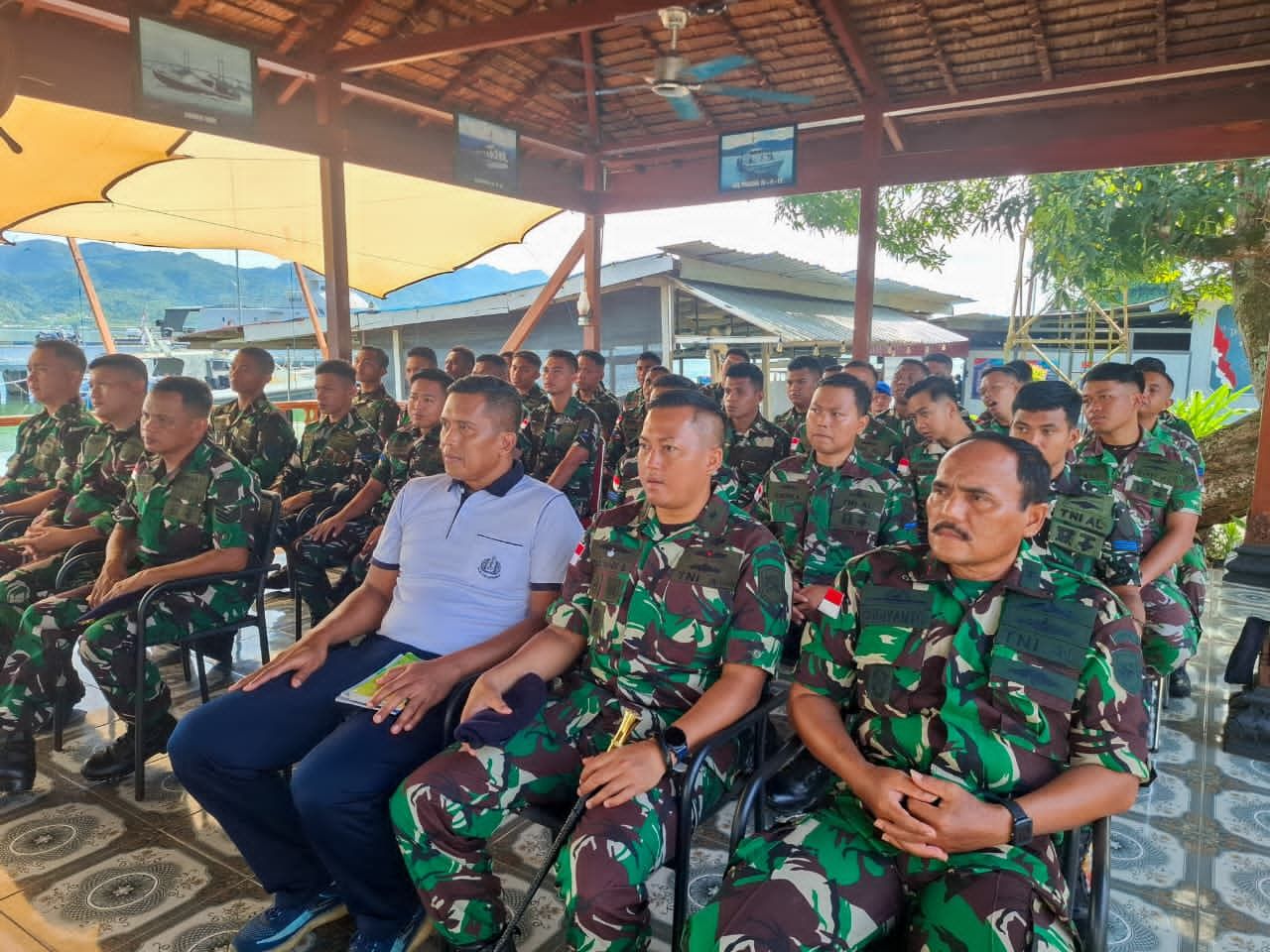 Tingkatkan Profesionalisme Penegak Hukum di Laut, Kadiskum Kodaeral IX Sosialisasikan KUHAP Baru