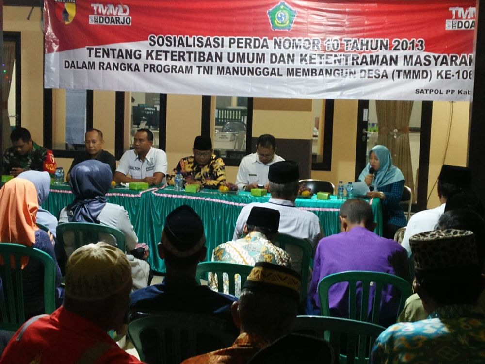 Satpol PP Sidoarjo dan Satgas TMMD sosialisasikan Perda No 10