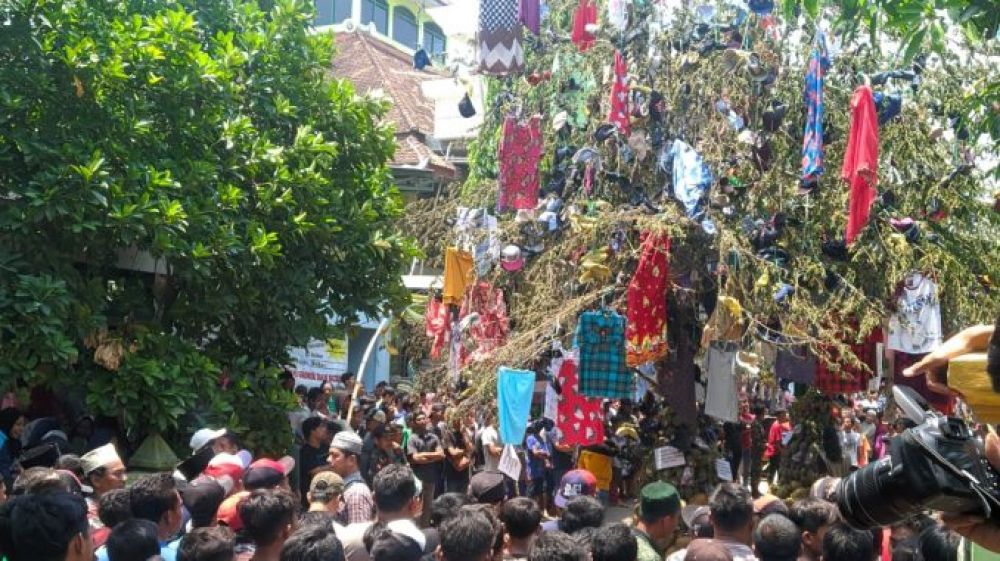 Maulid Nabi di Desa Sooko Mojokerto Dirayakan Dengan Tradisi Keresan