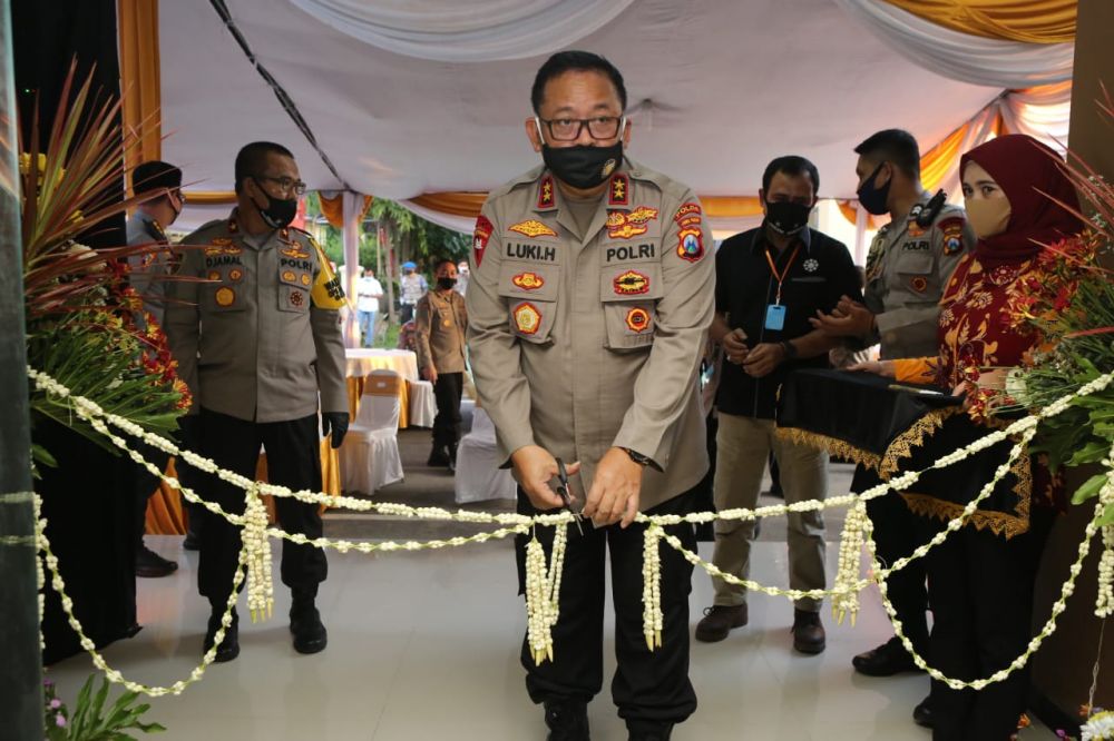 Kapolda Jatim Resmikan Gedung Layanan Publik  Dir. Intelkam