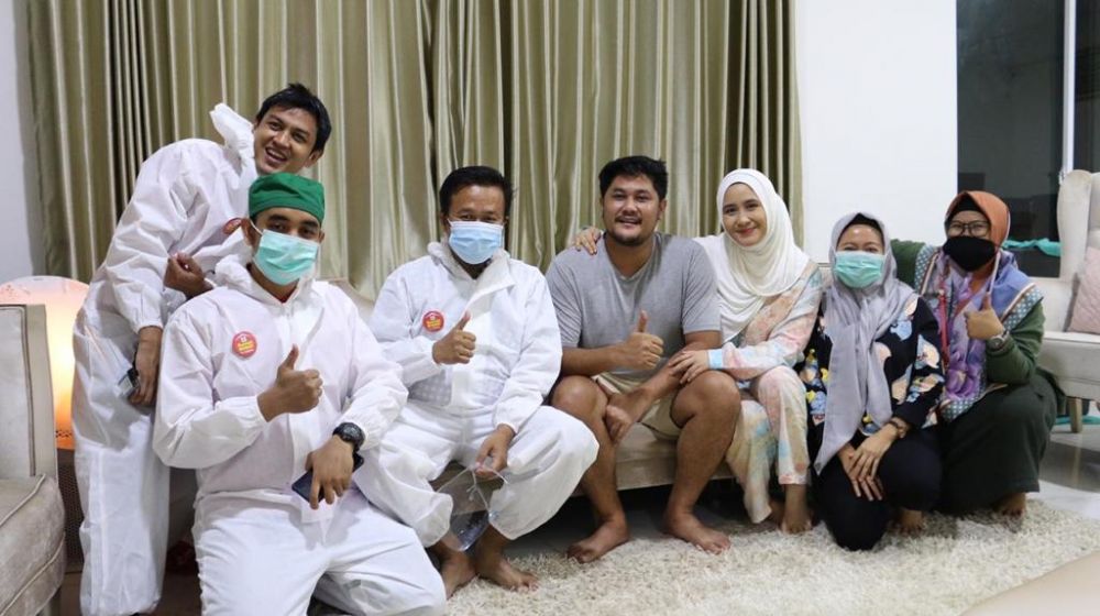 Deretan Anak Artis Menjalani Prosesi Sunat di Rumah dengan Aman Nyaman