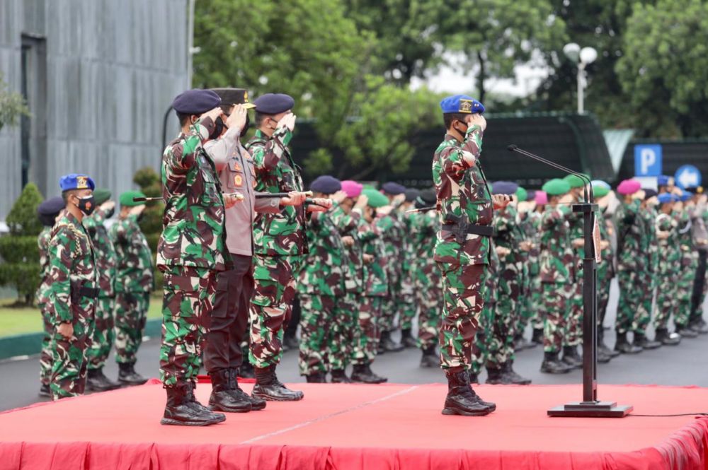 Kapolda Jatim Hadiri Upacara Ops Gaktib, Yustisi di Kodam V Brawijaya