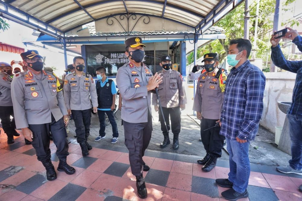 Kapolda Jatim Cek Pos Penyekatan Berfungai Optimal 