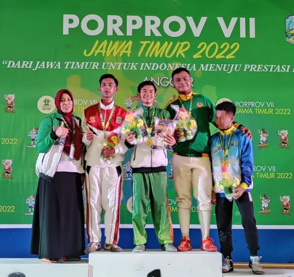 Medali Emas Pertama Cabor Anggar Porprov VII Jatim 2022, Diraih Kota Probolinggo