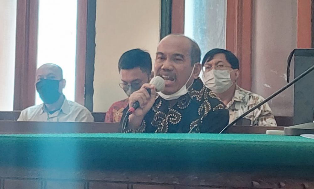 Saksi ahli Hukum Agraria dari Unair Dr. Agus Sekarmaji, S.H., M.Hum yang dihadirkan pihak Tergugat dalam persidangan pada Selasa 29 Desember 2021 di PN Surabaya