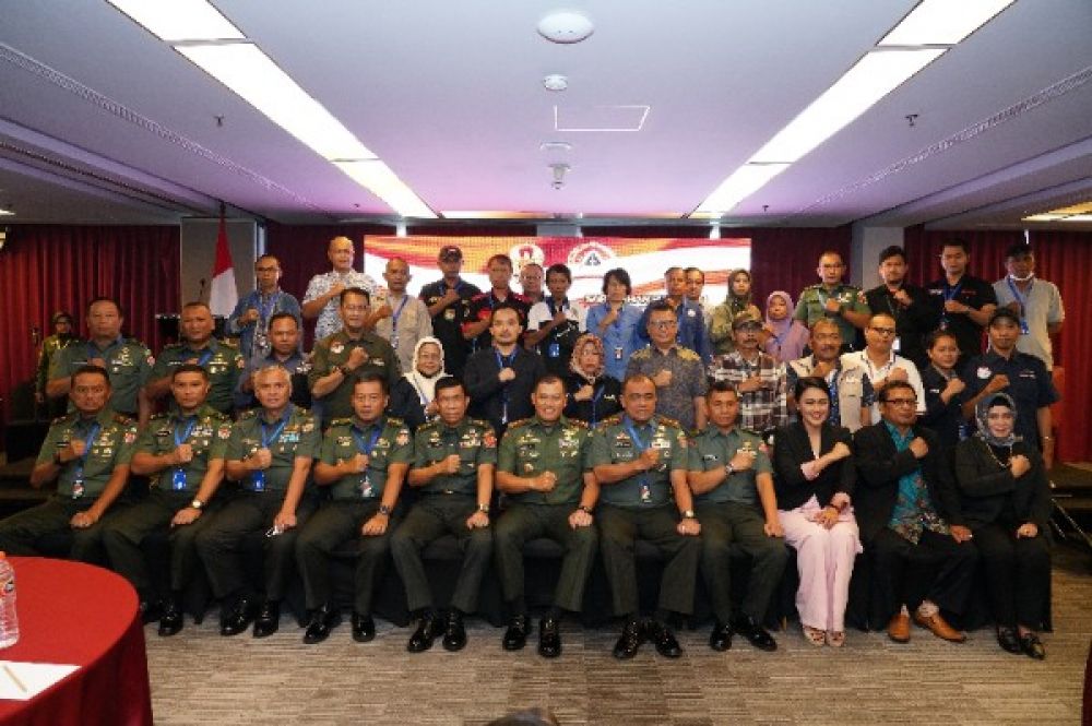 Sarasehan Dengan Insan Media, Danpusterad Ajak Media Massa Jaga Persatuan NKRI